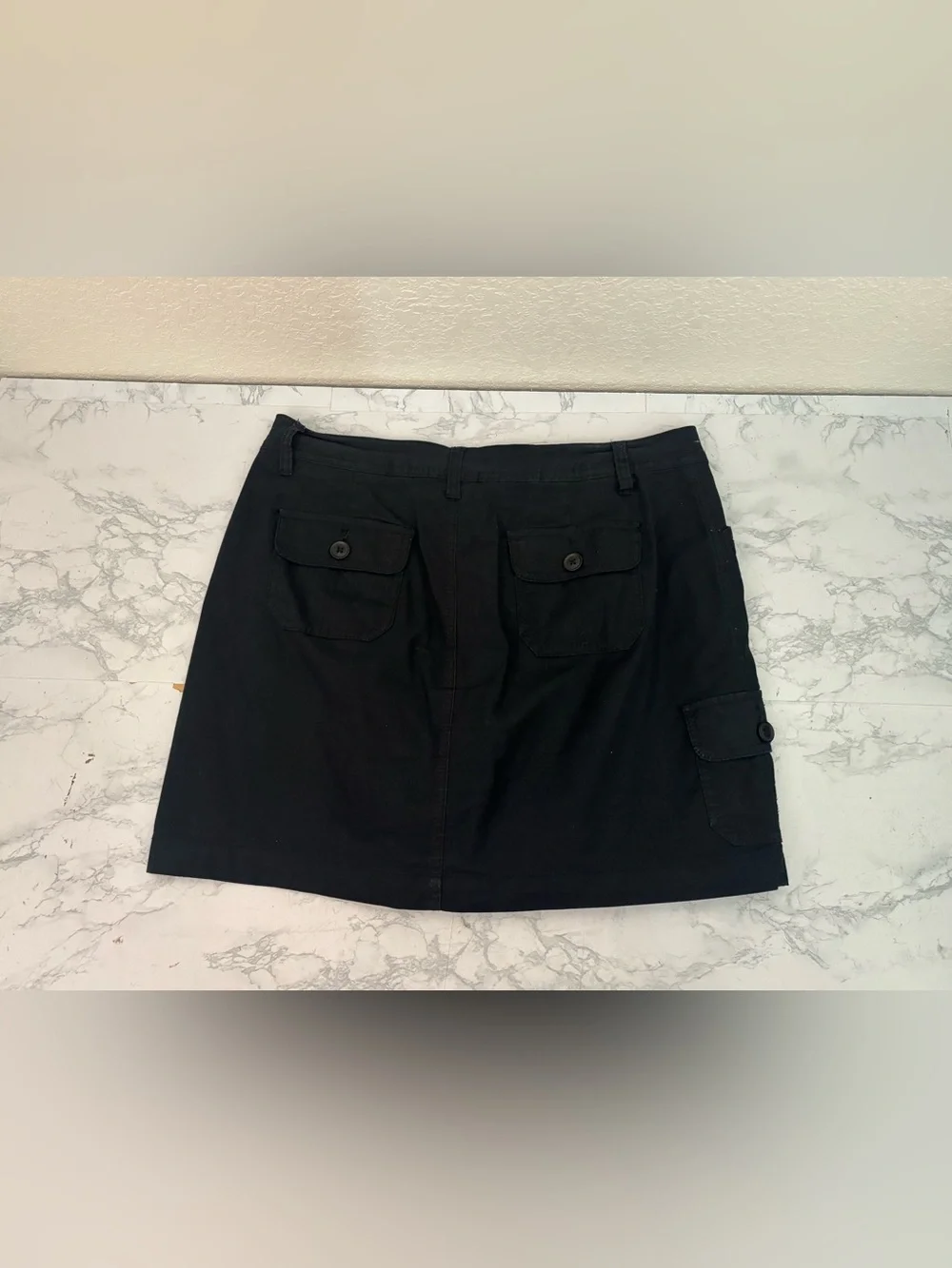 St Johns Bay Womens Black Denim Stretch A-Line Mini Skirt Size 6 Zip Button - Picture 4 of 7